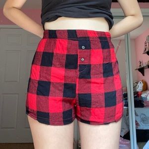 PLAID LOUNGE SHORTS ❤️🖤
